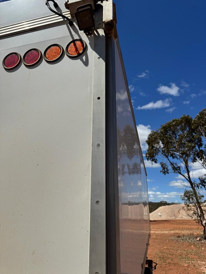 2022 Jamieson B Double Tipper Set