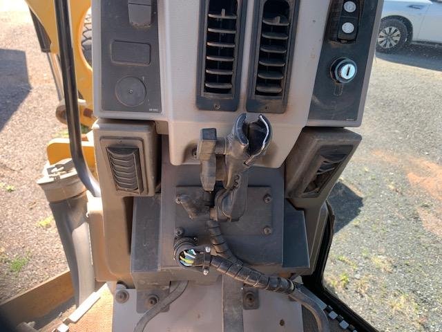 2011 CAT 140M Grader