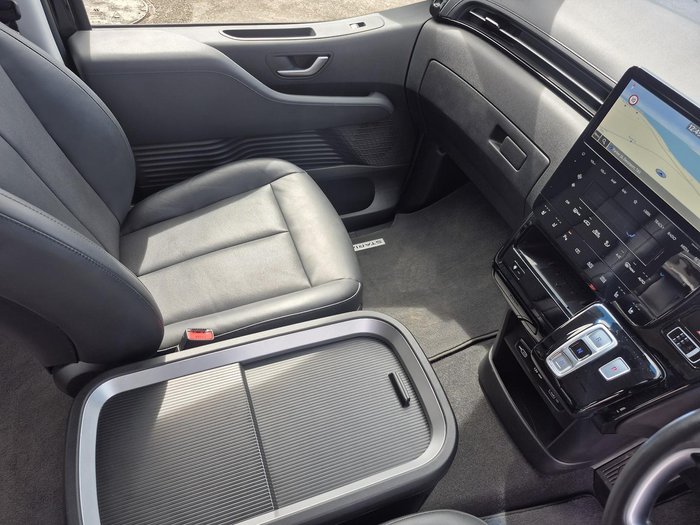 2022 Hyundai STARIA Highlander US4.V1 MY22 Abyss Black
