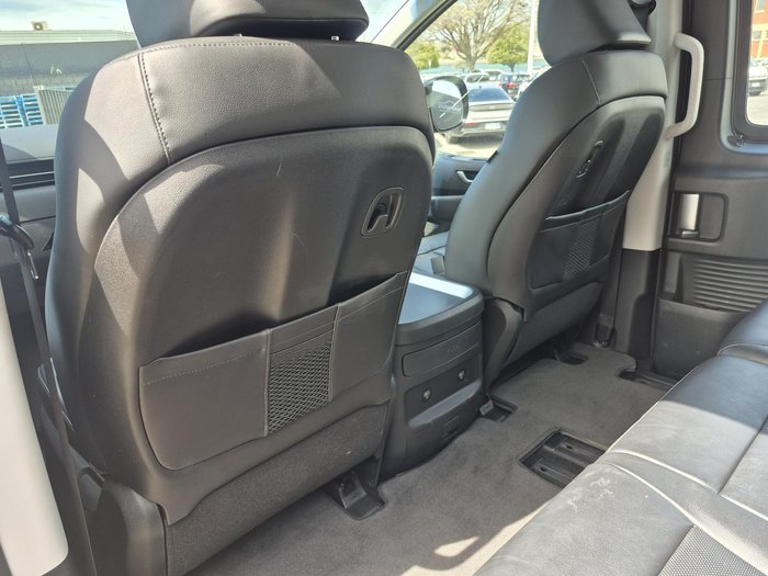 2022 Hyundai STARIA Highlander US4.V1 MY22 Abyss Black