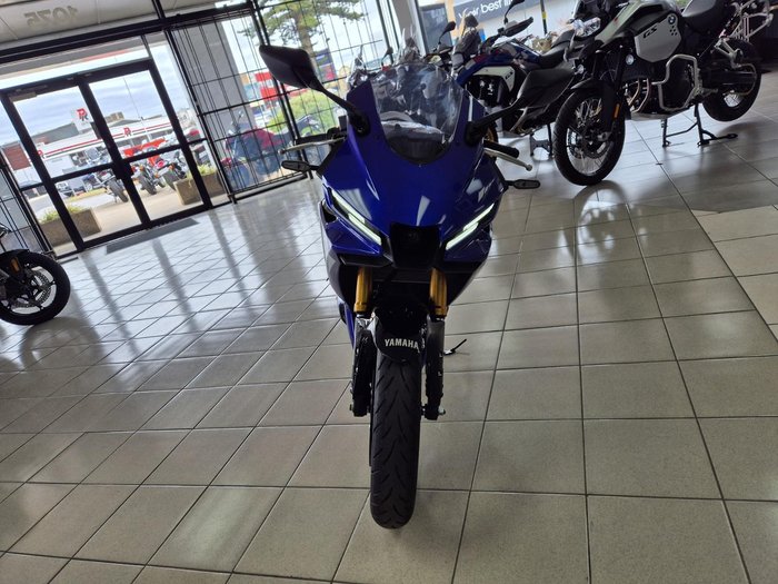 2025 Yamaha YZF-R3 R3 Blue
