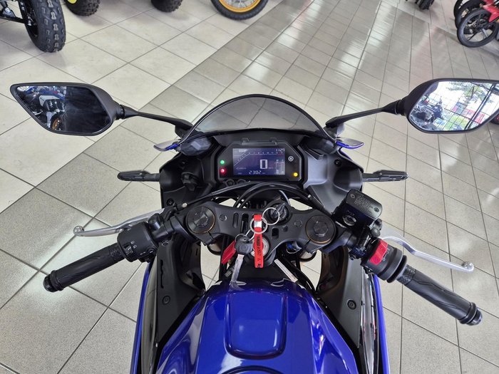 2025 Yamaha YZF-R3 R3 Blue