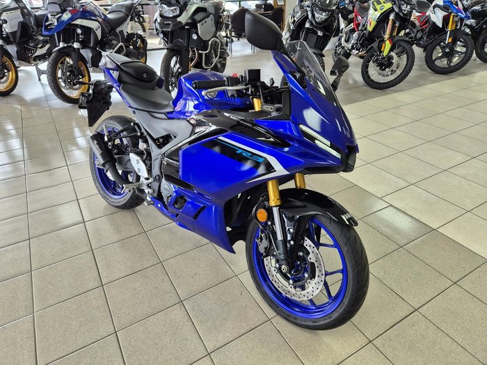2025 Yamaha YZF-R3 R3 Blue