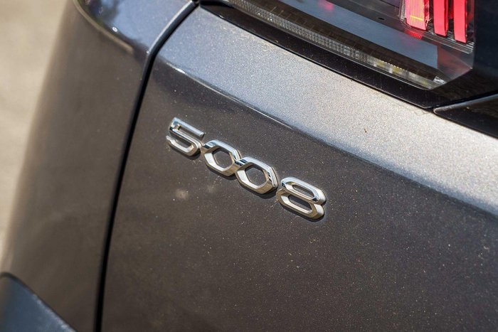 2021 Peugeot 5008 GT