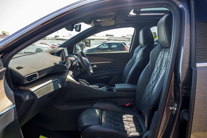 2021 Peugeot 5008 GT