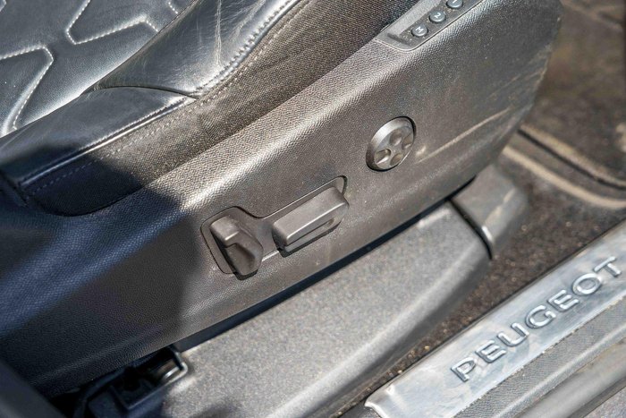 2021 Peugeot 5008 GT