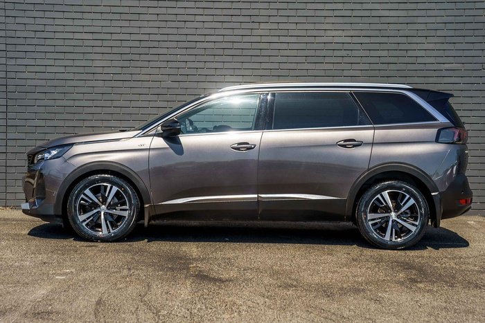 2021 Peugeot 5008 GT