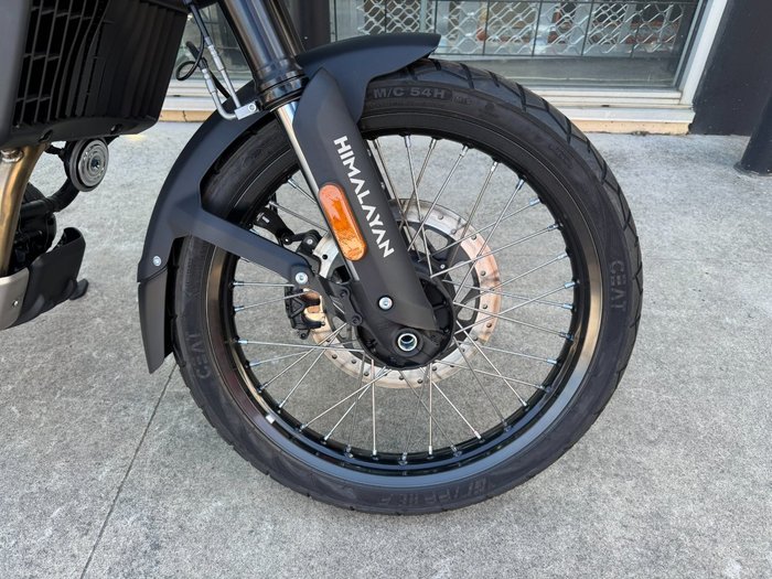 2024 Royal Enfield (see Also Enfiel HIMALAYAN 450 BROWN