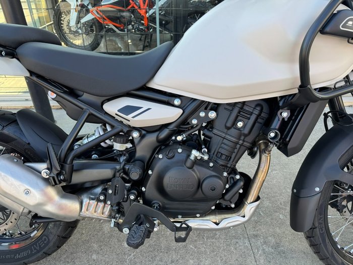 2024 Royal Enfield (see Also Enfiel HIMALAYAN 450 BROWN