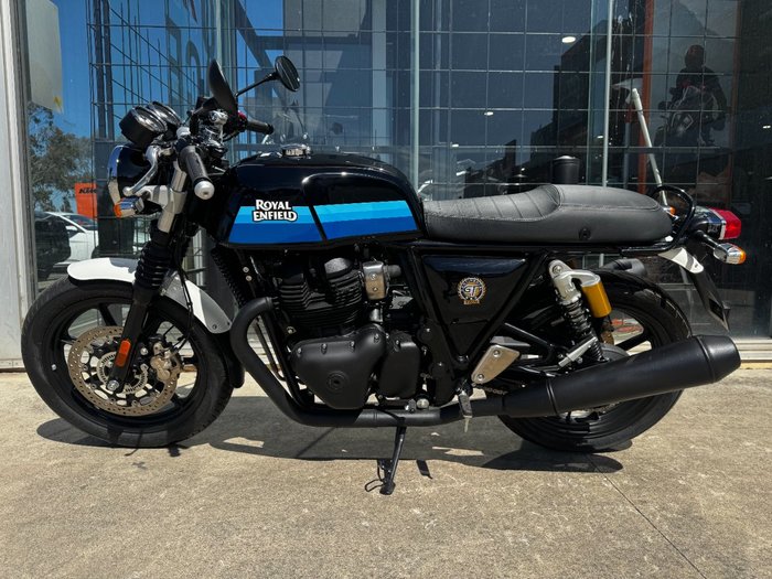 2025 Royal Enfield (see Also Enfiel CONTINENTAL GT 650 E5 DARK BLACK