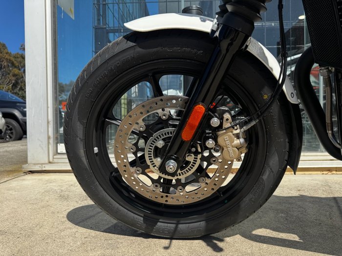 2025 Royal Enfield (see Also Enfiel CONTINENTAL GT 650 E5 DARK BLACK