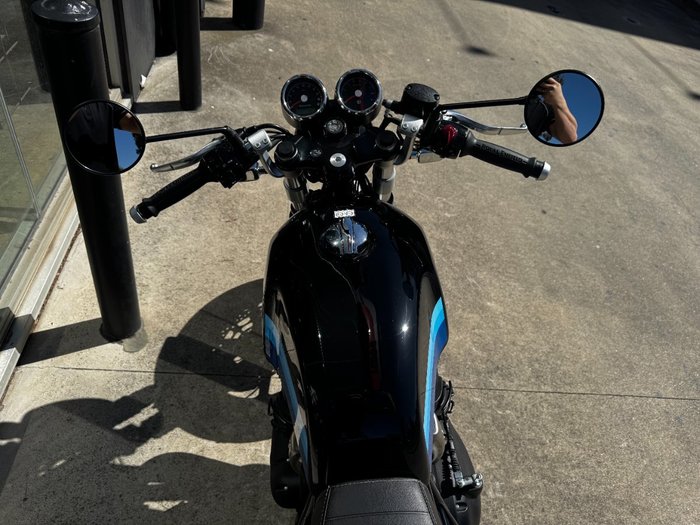 2025 Royal Enfield (see Also Enfiel CONTINENTAL GT 650 E5 DARK BLACK