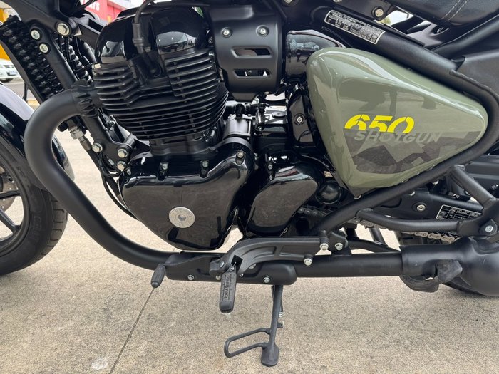 2025 Royal Enfield (see Also Enfiel SHOTGUN 650 GREEN