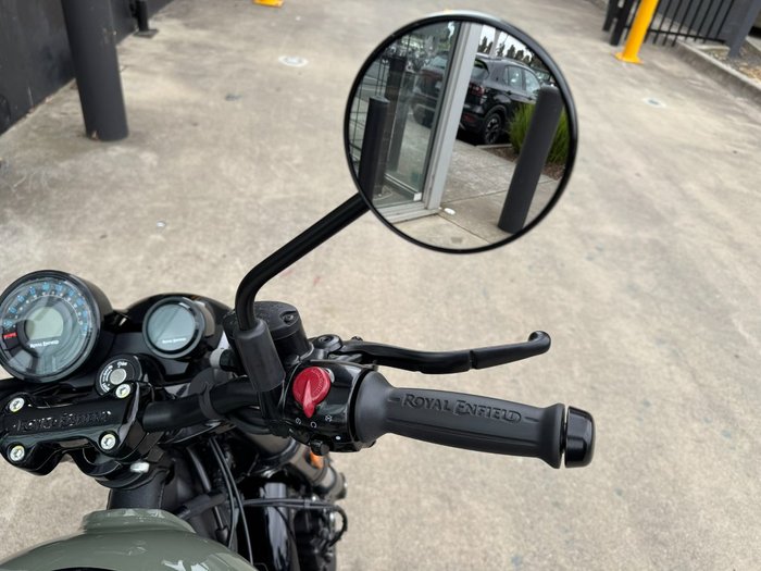 2025 Royal Enfield (see Also Enfiel SHOTGUN 650 GREEN