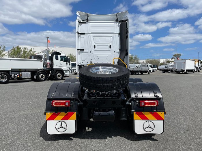 2024 Mercedes-Benz Actros 2663