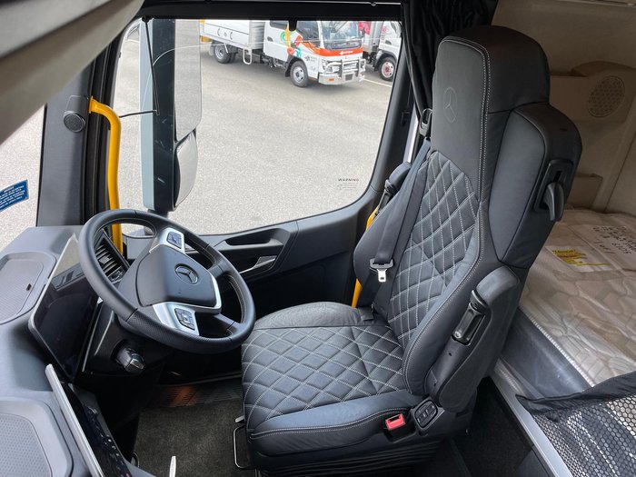 2024 Mercedes-Benz Actros 2663