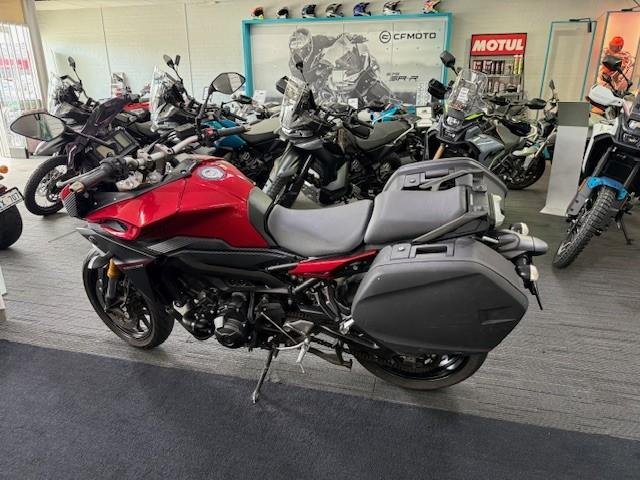 2016 Yamaha MT-09 Tracer (MT09TRA) MT Red