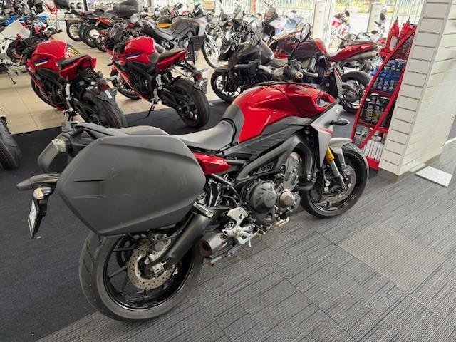 2016 Yamaha MT-09 Tracer (MT09TRA) MT Red