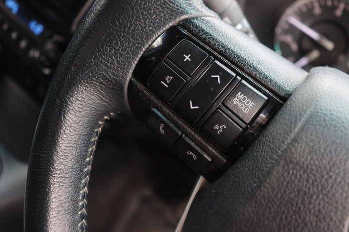 2022 Toyota Hilux SR5