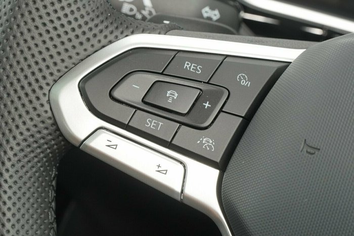 2025 Volkswagen T-Roc 140TSI R-Line