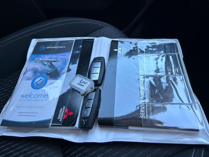 2023 Mitsubishi Outlander ES ZM MY23 Titanium