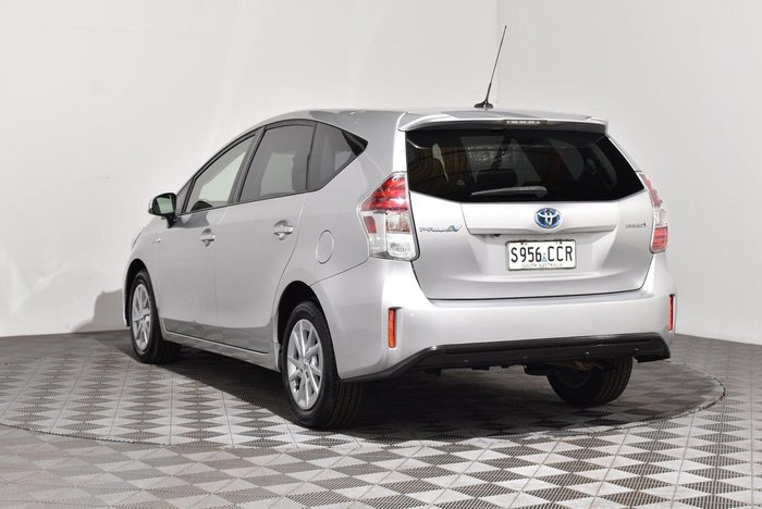 2019 Toyota Prius V