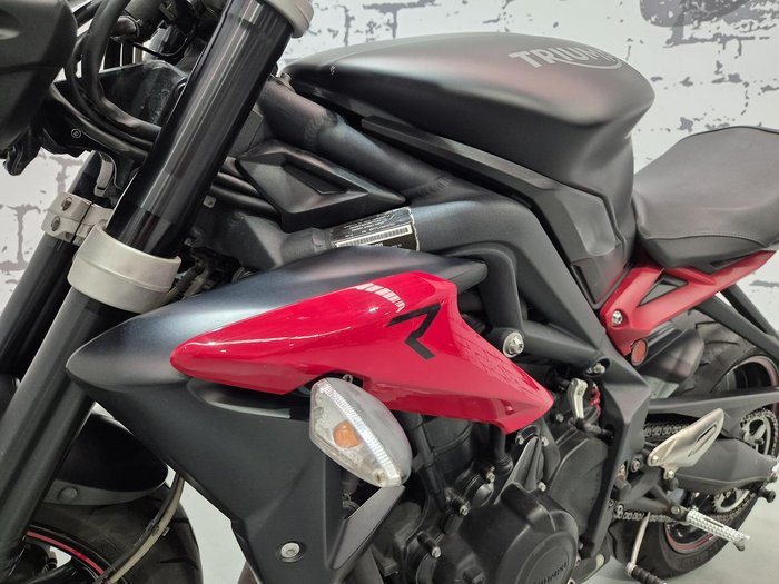 2015 Triumph Street Triple R ABS Street Triple Black