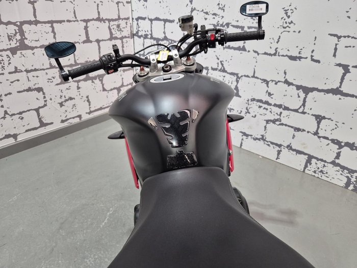 2015 Triumph Street Triple R ABS Street Triple Black