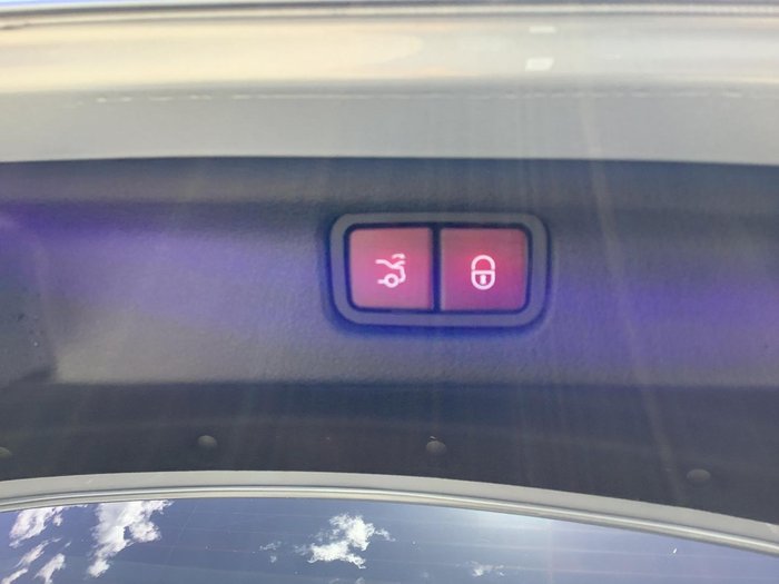 2022 Mercedes-Benz C-Class C300