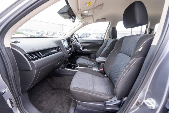 2019 Mitsubishi Outlander ES