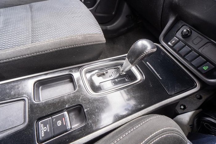 2019 Mitsubishi Outlander ES