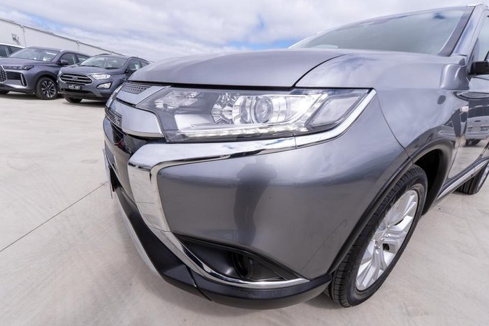 2019 Mitsubishi Outlander ES