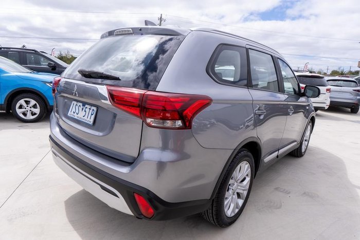 2019 Mitsubishi Outlander ES