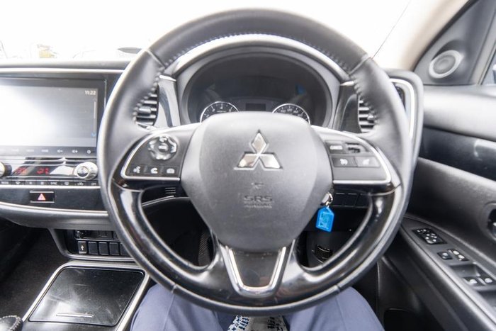 2019 Mitsubishi Outlander ES