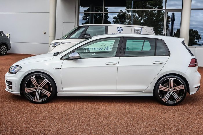 2014 Volkswagen Golf R