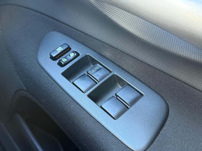 2007 Toyota Corolla Conquest ZRE152R Silver Pearl