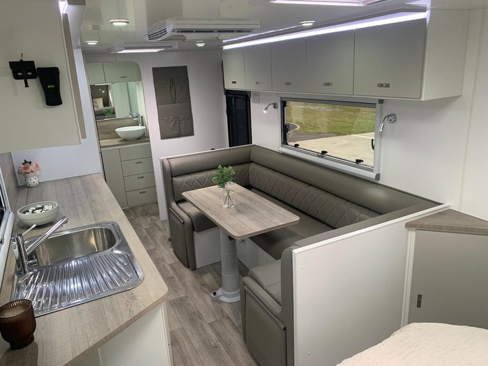 2025 Design RV Crx Semi Off Road Van 7, 21'6''