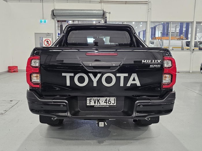 2024 Toyota Hilux SR5 48V