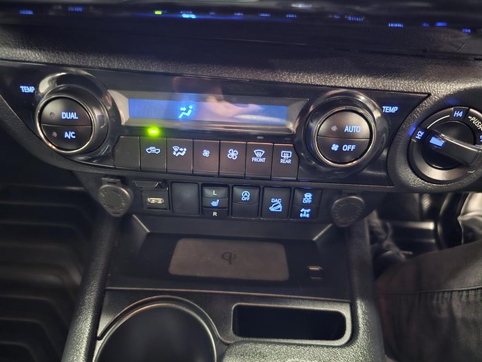 2024 Toyota Hilux SR5 48V