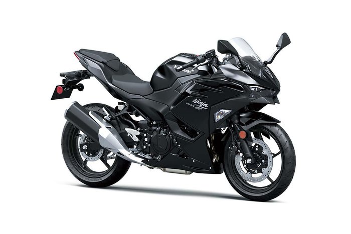 2026 Kawasaki Ninja 500 (EX500G) Ninja Black