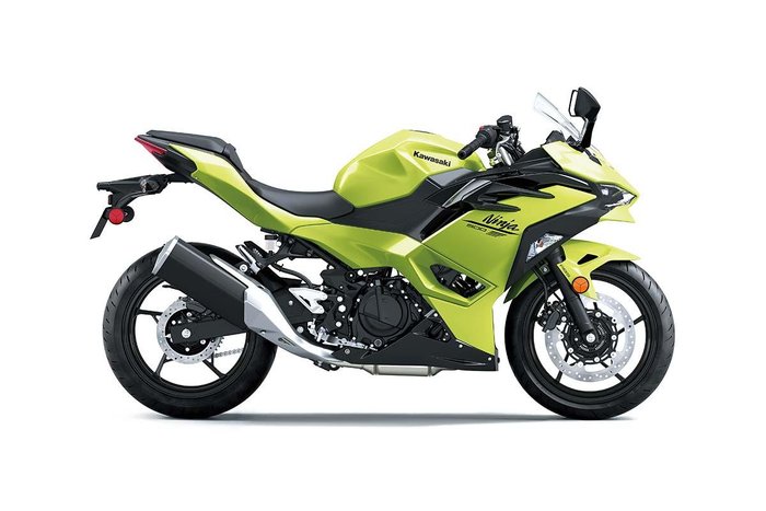 2026 Kawasaki Ninja 500 (EX500G)