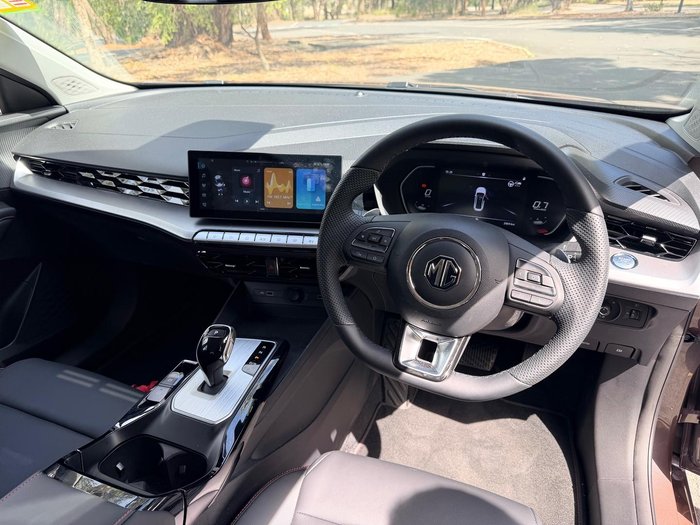 2025 MG MG5 Essence MY25 Misty Grey