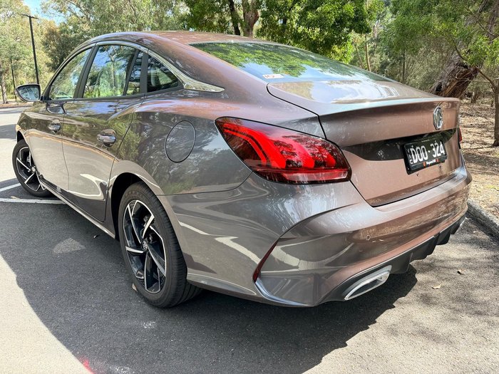 2025 MG MG5 Essence MY25 Misty Grey