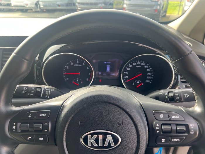2019 Kia Carnival Si YP MY20 Clear White