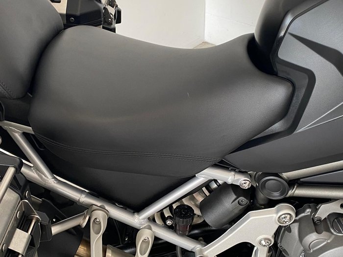 2022 Triumph Tiger 1200 Rally Explorer Tiger White