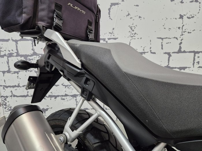 2015 Suzuki V-Strom 1000 ABS (DL1000A) V-Strom Black