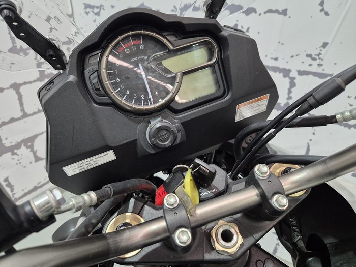 2015 Suzuki V-Strom 1000 ABS (DL1000A) V-Strom Black
