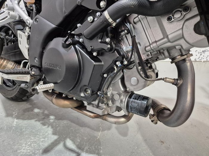 2015 Suzuki V-Strom 1000 ABS (DL1000A) V-Strom Black