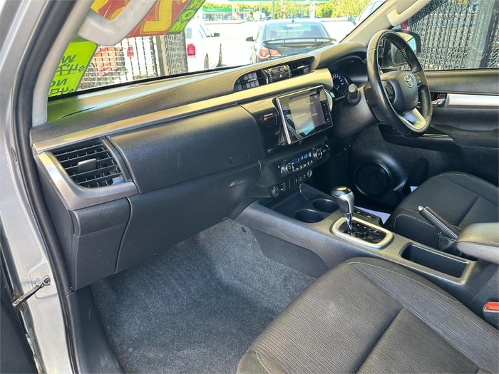 2019 Toyota Hilux SR5