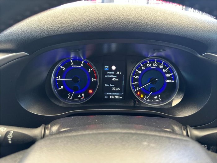 2019 Toyota Hilux SR5